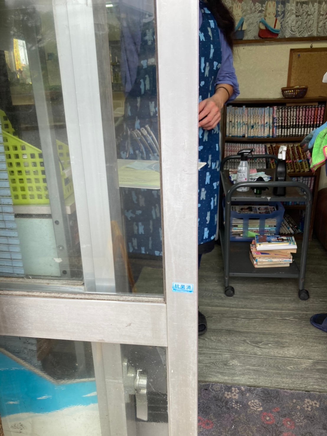 感染症対策_抗菌ガラスコート_沖縄県内施工実績NO1ブルーフィールド
